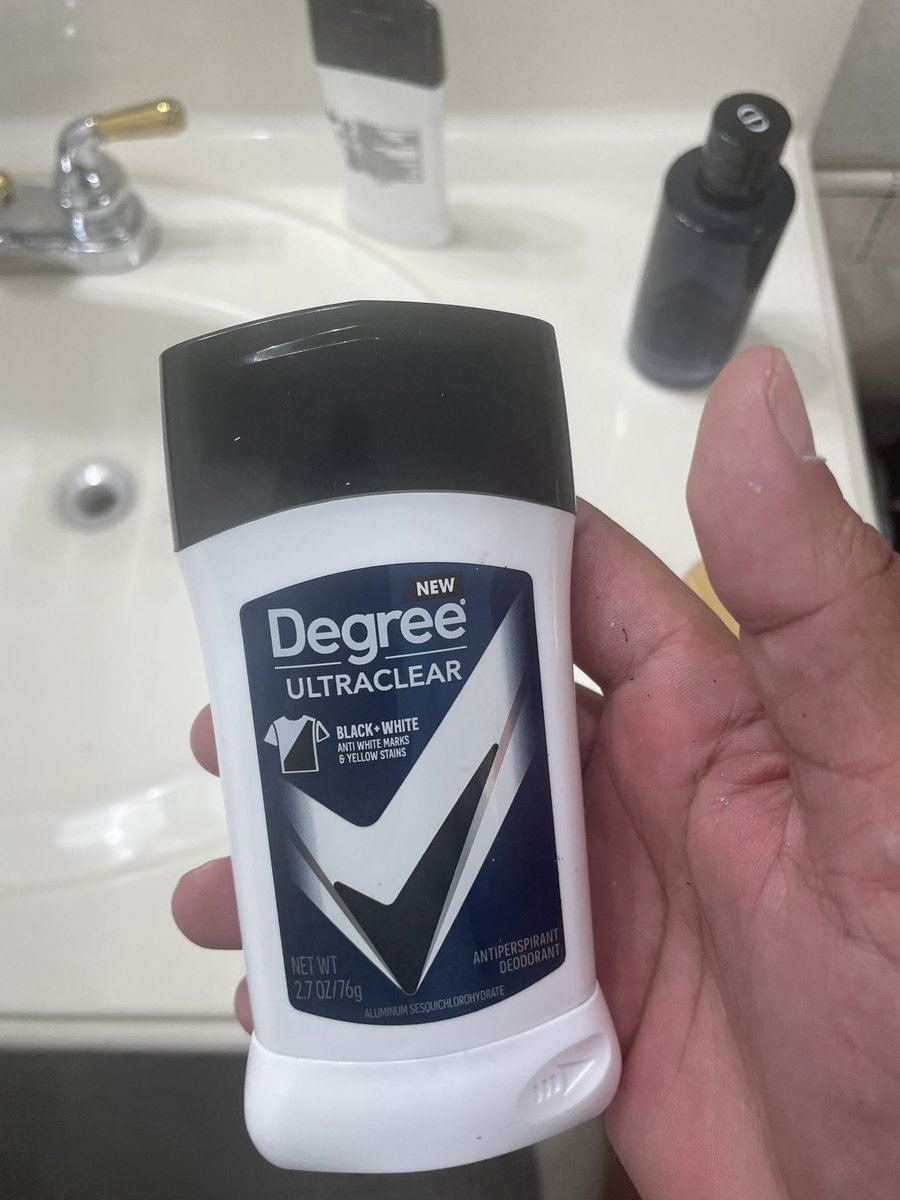 tatersplz's tweet image. Yo @Walmart and @Degree what’s this? Please DM so I can get this corrected