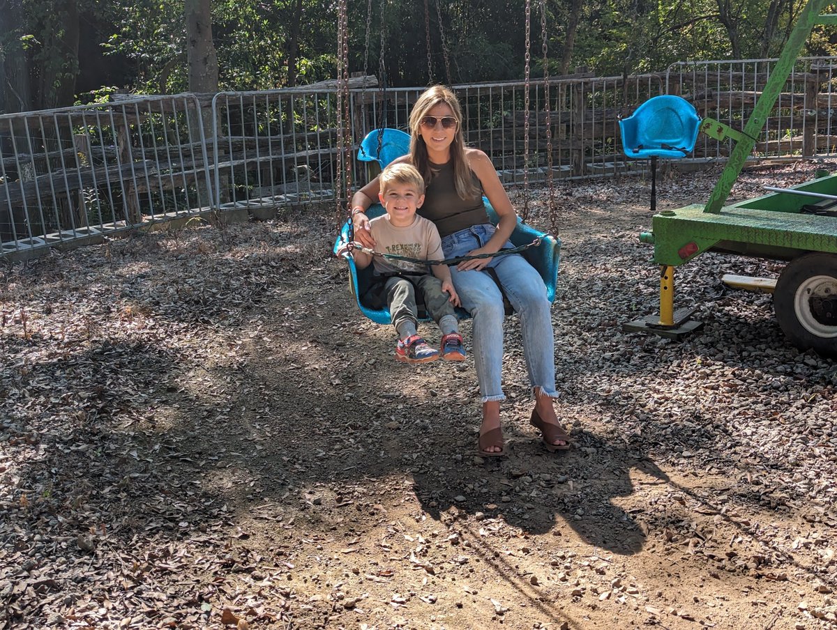Melissa Hardin tweet media
