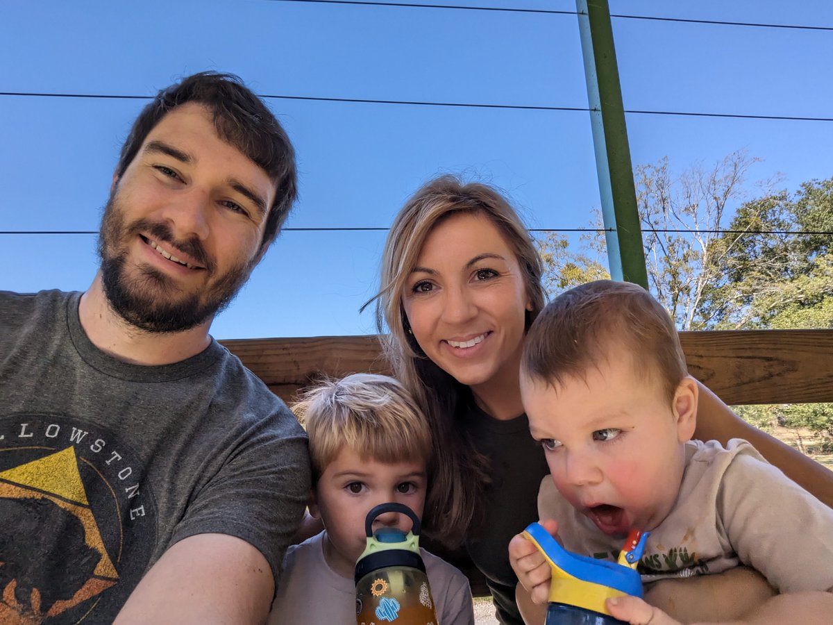 Melissa Hardin tweet media