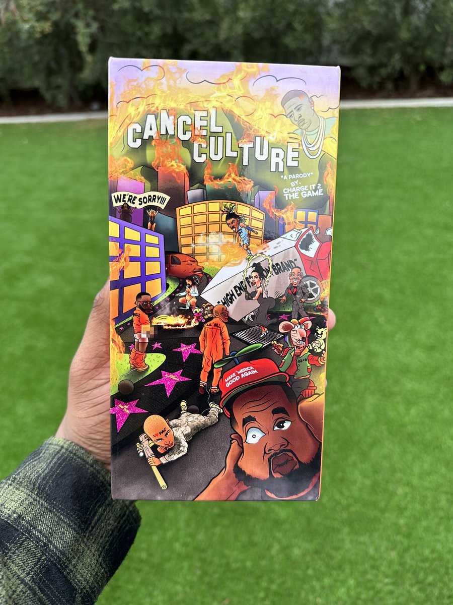 Chargeit2Tank's tweet image. Tell me which celebrities you recognize on the cover of this card game? 😂