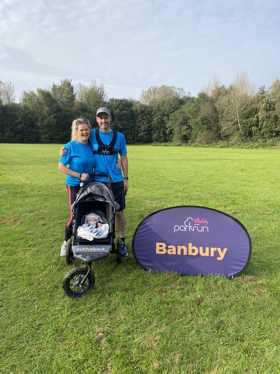 kirstyvale's tweet photo. Little bit of #parkruntoursim this morning courtesy of @banburyparkrun - interesting with some trail and always enjoy crossover running on a course. #BanburyParkrun #SpiceballPark #SouthCheshireHarriersontour #KeeleRunningClub https://t.co/d2ML9pRHIu