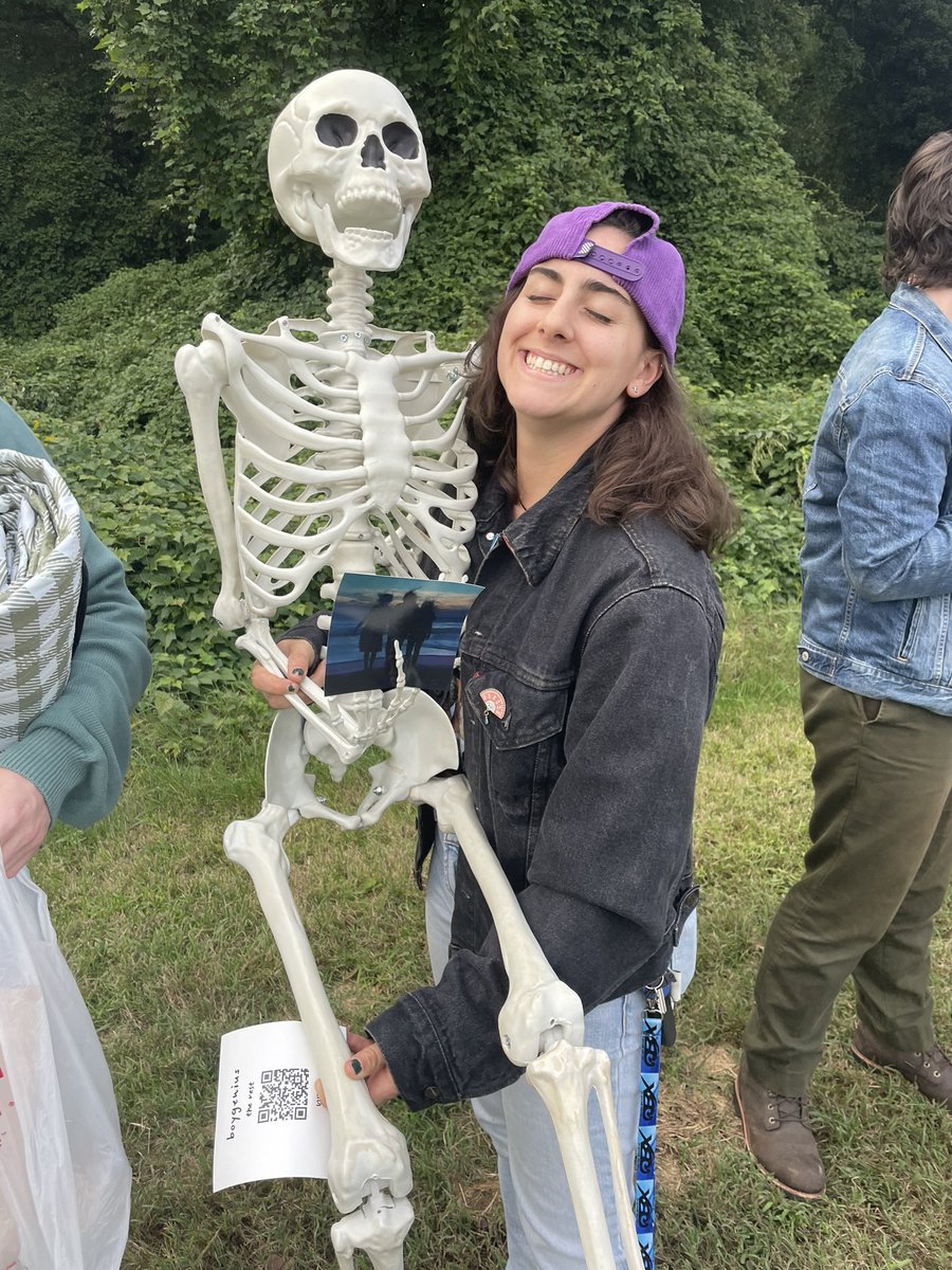 Kcronin26's tweet photo. jack is a huge fan can we get him in—he has a ticket
 @phoebe_bridgers @lucydacus @julienrbaker @xboygeniusx https://t.co/F5cEK8FvzP