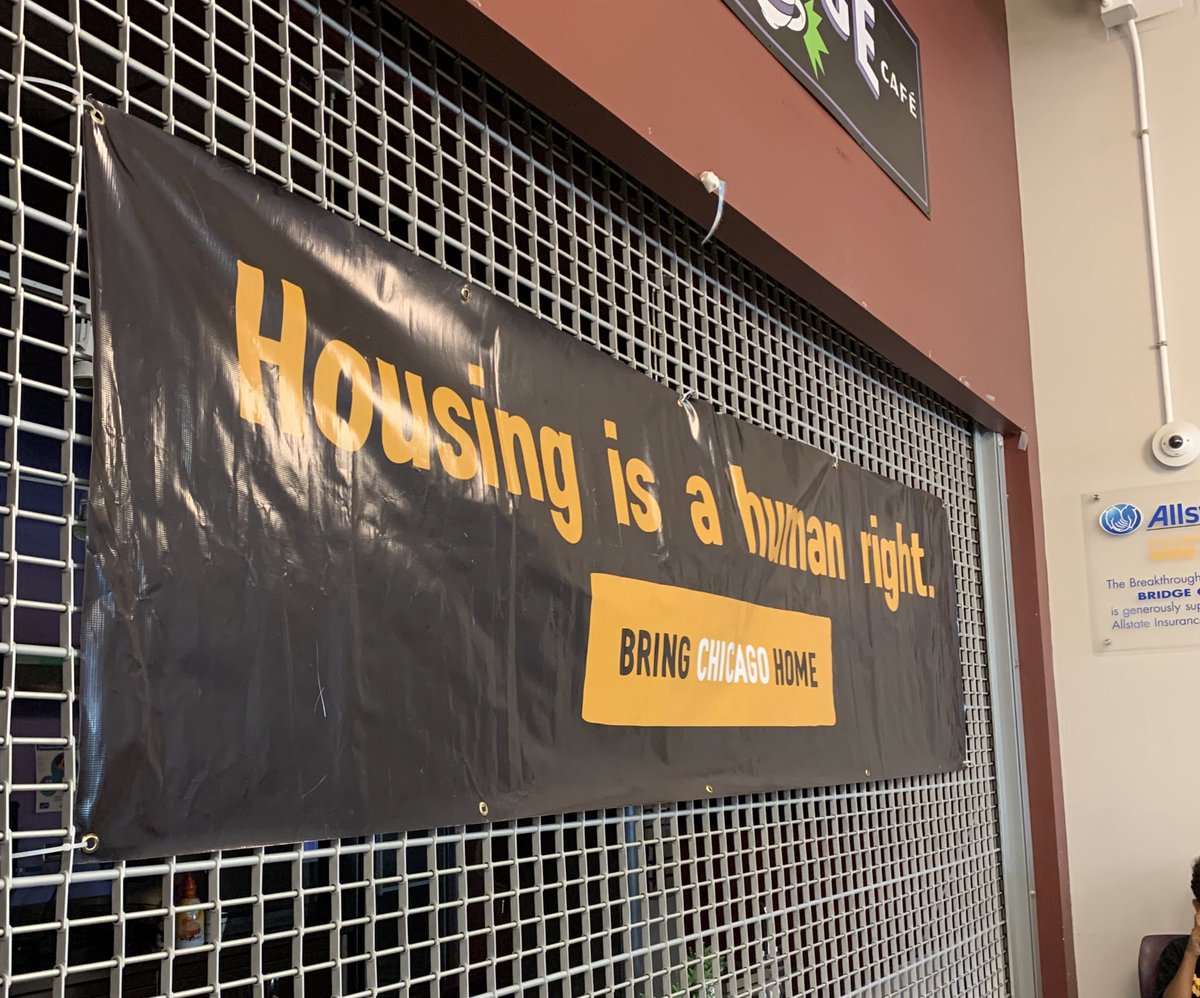 lyssirr's tweet photo. Full house at the West Side #BringChicagoHome townhall! We’re here listening to west side residents talk about the need for a permanent solution to homelessness. https://t.co/dcAONLmSQG