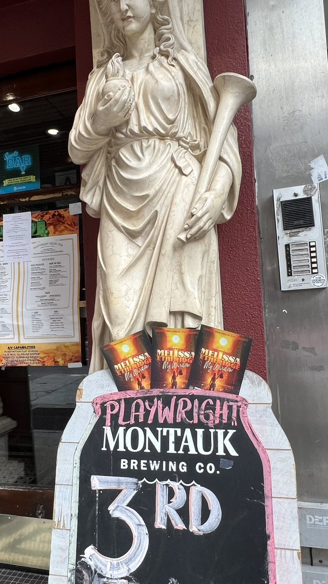 caryn_maroni's tweet photo. Melissa @metheridge flyer sighting for @MyWindowME 
#MEStreetTeam 
#NYC
#OnBroadway https://t.co/tnHzIQwIhJ