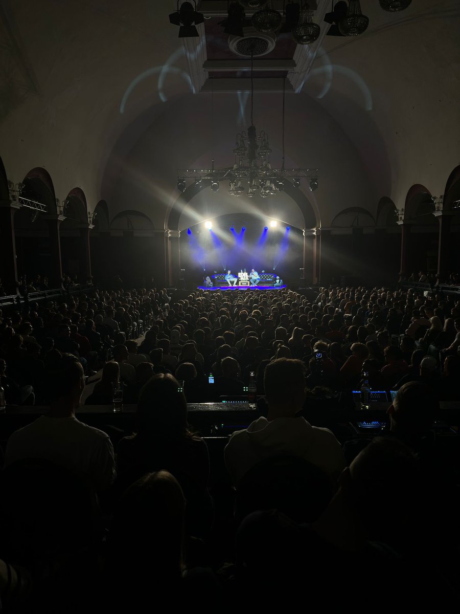 edeltalk's tweet image. Danke Leipzig 🤍
#edeltalkLIVE