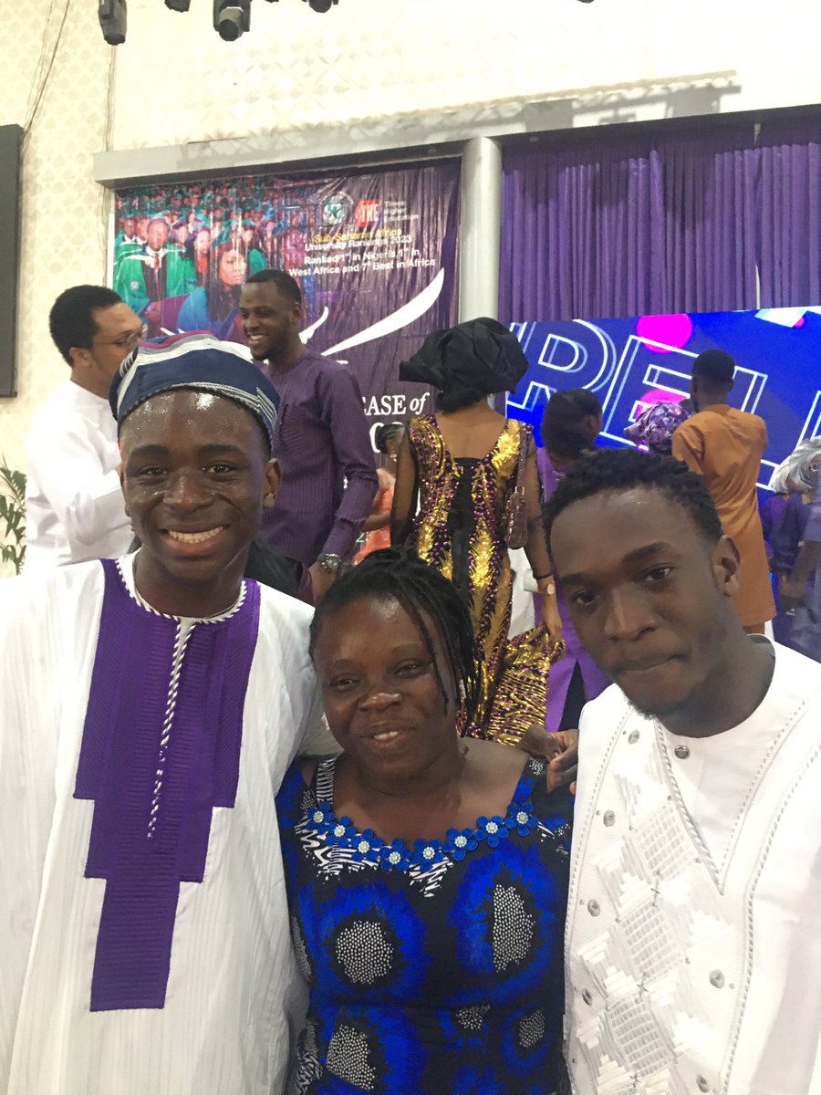 SiyanbolaFulfi1's tweet photo. Huge part of my life story this woman, so happy I got to celebrate this day with Mrs Akintunde, My social Studies teacher in secondary school (FA) that discovered me and my talent (Acting and Cultural Dance) as little boy in Js2. Changed the trajectory of my life till date. https://t.co/uXkL32M7GK