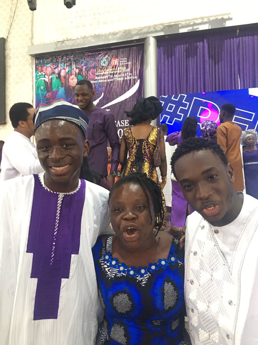 SiyanbolaFulfi1's tweet photo. Huge part of my life story this woman, so happy I got to celebrate this day with Mrs Akintunde, My social Studies teacher in secondary school (FA) that discovered me and my talent (Acting and Cultural Dance) as little boy in Js2. Changed the trajectory of my life till date. https://t.co/uXkL32M7GK