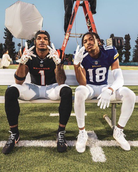 MikeSteveRitter's tweet photo. Theo Wease and Luther Burden. #MIZ https://t.co/G6QxUMCYVL