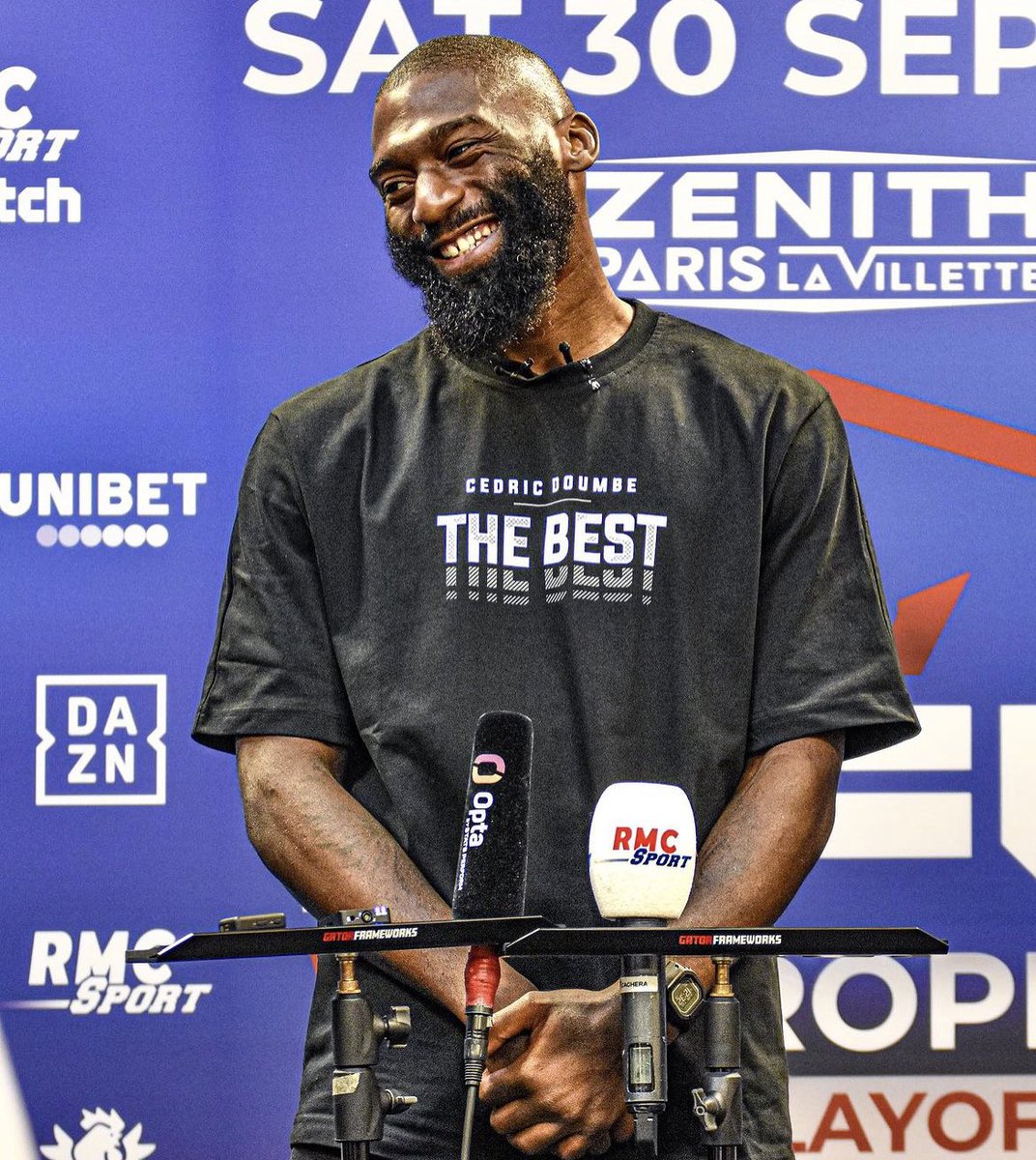 lamelee_mma's tweet photo. Il est entrain de faire en France, ce que Conor McGregor a fait en Irlande.

Cedric doumbe est un PHÉNOMÈNE 🤯 https://t.co/UHhjx0CUqj