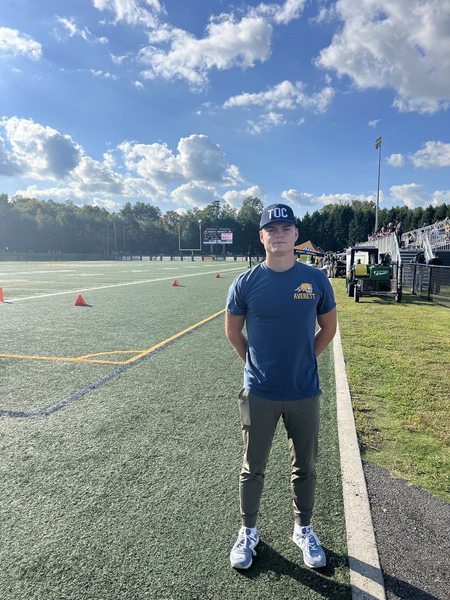 Thank you for the invite!!! <a href="/AverettUCougars/">Averett Athletics</a> <a href="/AverettFootball/">Averett Football</a> 
That energy!👀
Pshh suit me up with the cougars see what happen⚔️