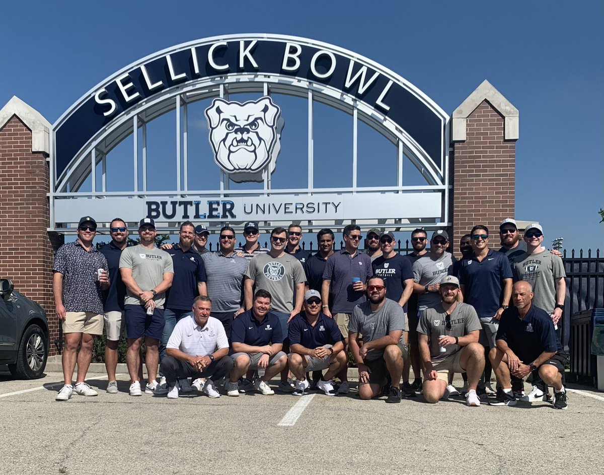 10_MattyIce's tweet photo. Awesome celebrating the 10 year reunion of our back to back PFL championships and FCS playoff team season with some of the best teammates. #Dawgs @ButlerUFootball @ButlerAthletics https://t.co/muJP7OwfY6