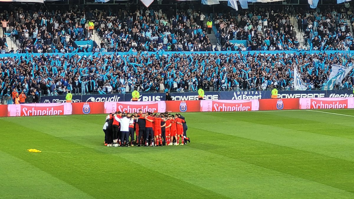 JUNTOS, SIEMPRE JUNTOS ✊🏽

SoyDelRojo.com 👹