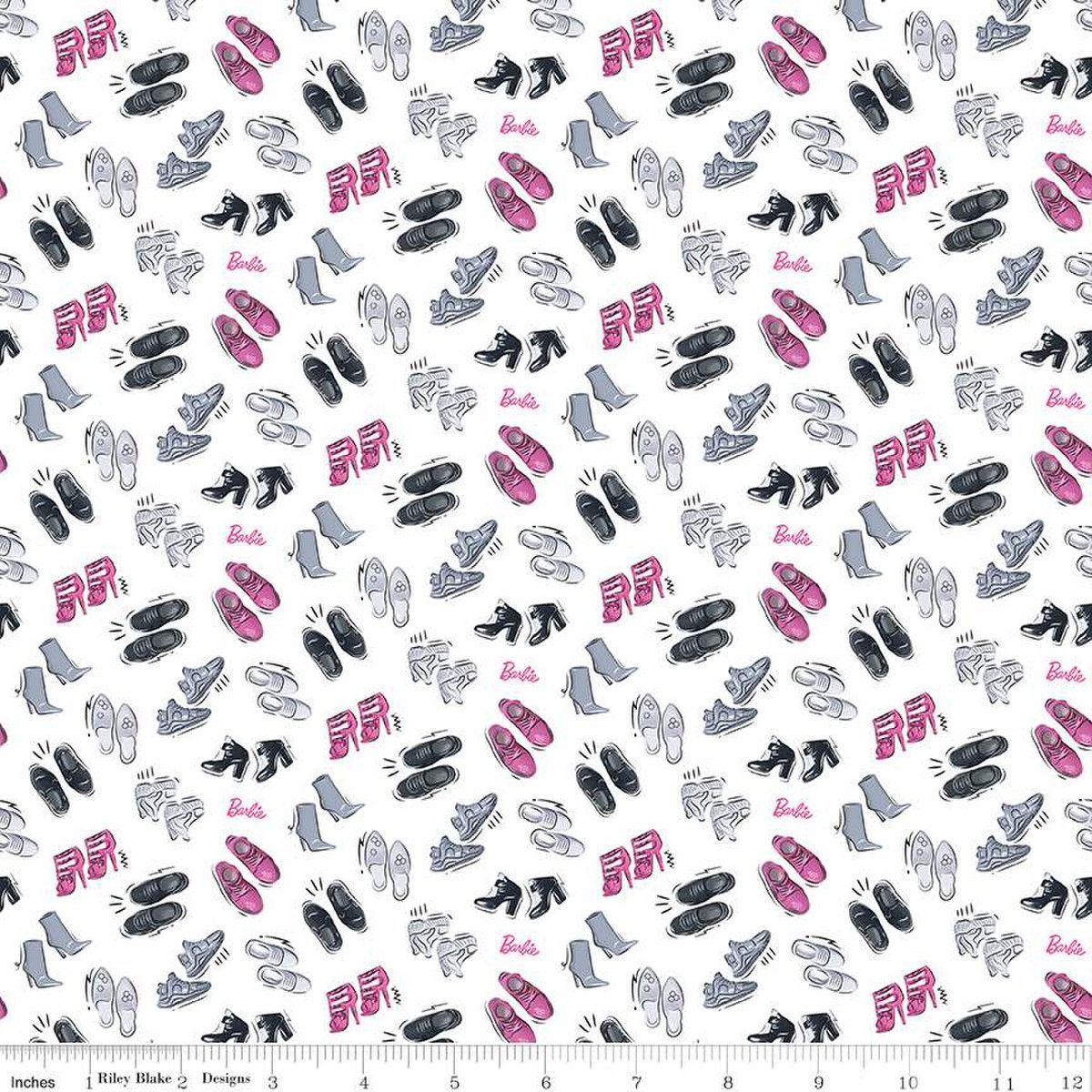 howarths63's tweet photo. Just arrived!  #MalibuBarbie #BarbieGirl #Barbie #Quiltingcotton #quilting #Sewing #crafting #apparrel #Quilts and more! #Etsy https://t.co/svFlkdJqdD https://t.co/zo7Miw8HZf