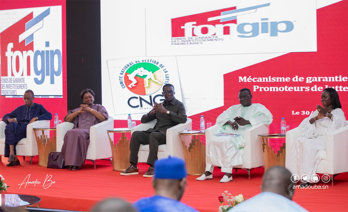 amadou_ba_'s tweet photo. Mise en place de la ligne de crédit destinée aux promoteurs de Lutte conformément aux priorités déclinées dans la politique sportive définie par le Chef de l’État, Monsieur Macky Sall. Le FONGIP permettra désormais aux promoteurs de Lutte d’accéder à des financements afin de favoriser la création d’une véritable économie autour de notre sport national.
#kebetu #sénégal #lamb