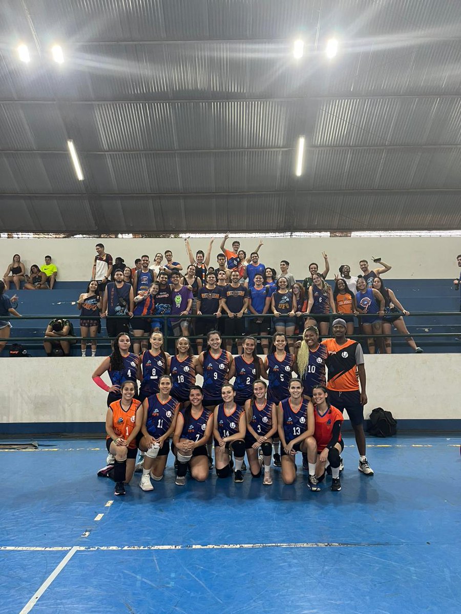 arq_ufu's tweet photo. VÔLEI FEMININO

@aaaeducaufu 2 x 0 Direito

1° set: 25 x 11
2° set: 25 x 11 https://t.co/EsN2MNHxoa