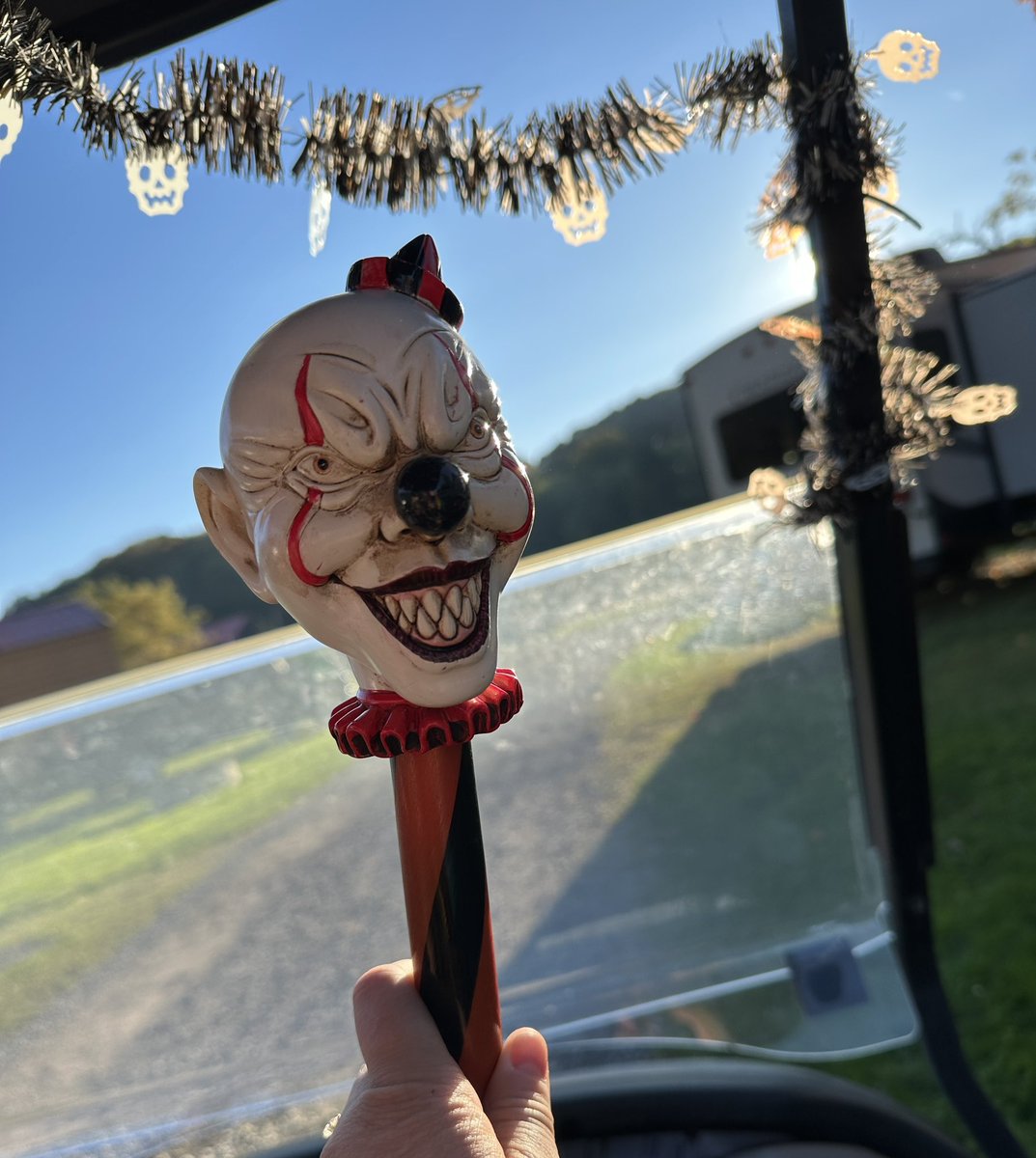 DuchessOfMeme's tweet photo. Got my #pimpcane https://t.co/6BZHePuWvs