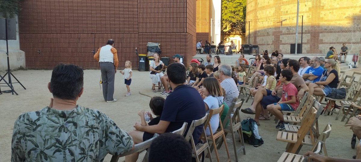 laxarxaMataró tweet media