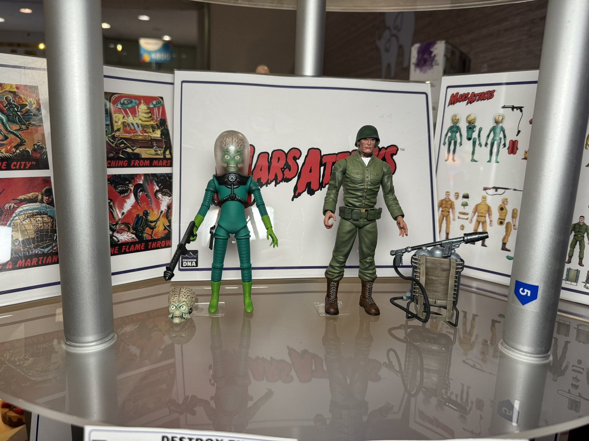 StateOverse's tweet photo. 💥ALERT💥
#Statoversians!
😱
Premium DNA Clay Fighters, Mars Attacks, Earthworm Jim, Banjo Kazooie, and Care Bears #actionfigures revealed!
#premiumDNA #clayfighter #MarsAttacks #banjokazooie
#carebears
#toyfair2023 #toyfair
#newyorktoyfair
#nytf #nytoyfair #toys
#toycollector #toycollecting
#toynews #JavitsCenter
📸 credit toyfair correspondents
TSO'VIN!!