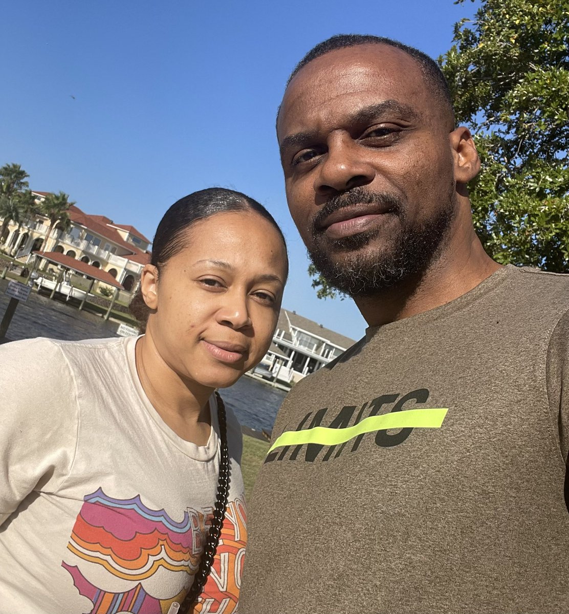 MaizeWarrenJr's tweet photo. Enjoying great food & weather with my cutie ❤️😍
@TanethiaWarren
#warrensworld #marriedlife #family #marriagegoals #godbuilt #faith #bride #groom #lovedare #dating #courting #fun #unconditional #forbetterorforworse #blendedandblessed https://t.co/SVDwJ46eCR