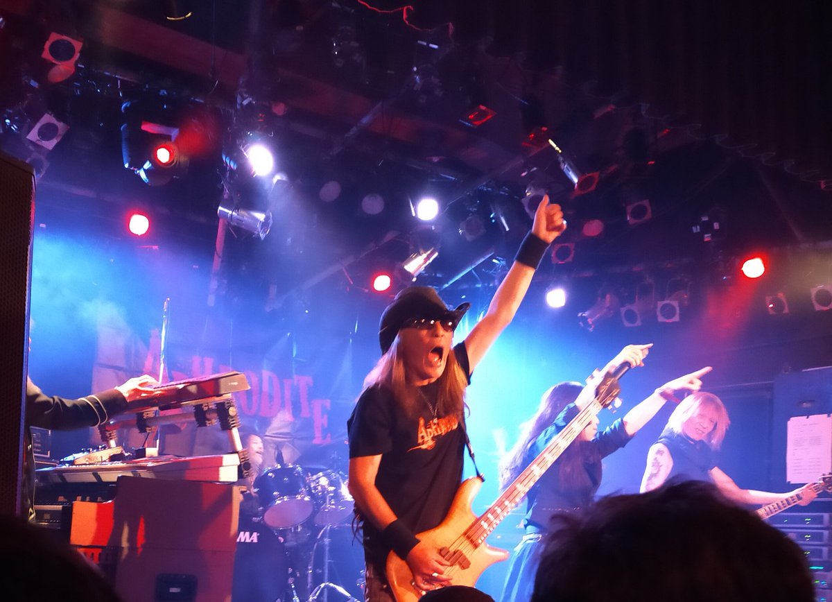 neko_nekoko_nek's tweet photo. @rockmaykan @anikatsu213 伺わせて頂きました!
#目黒鹿鳴館
#様式美大作戦2023
#APHRODITEEXTRA
#TerraRosaSESSION
#JillsProject https://t.co/t2jxczbrwW