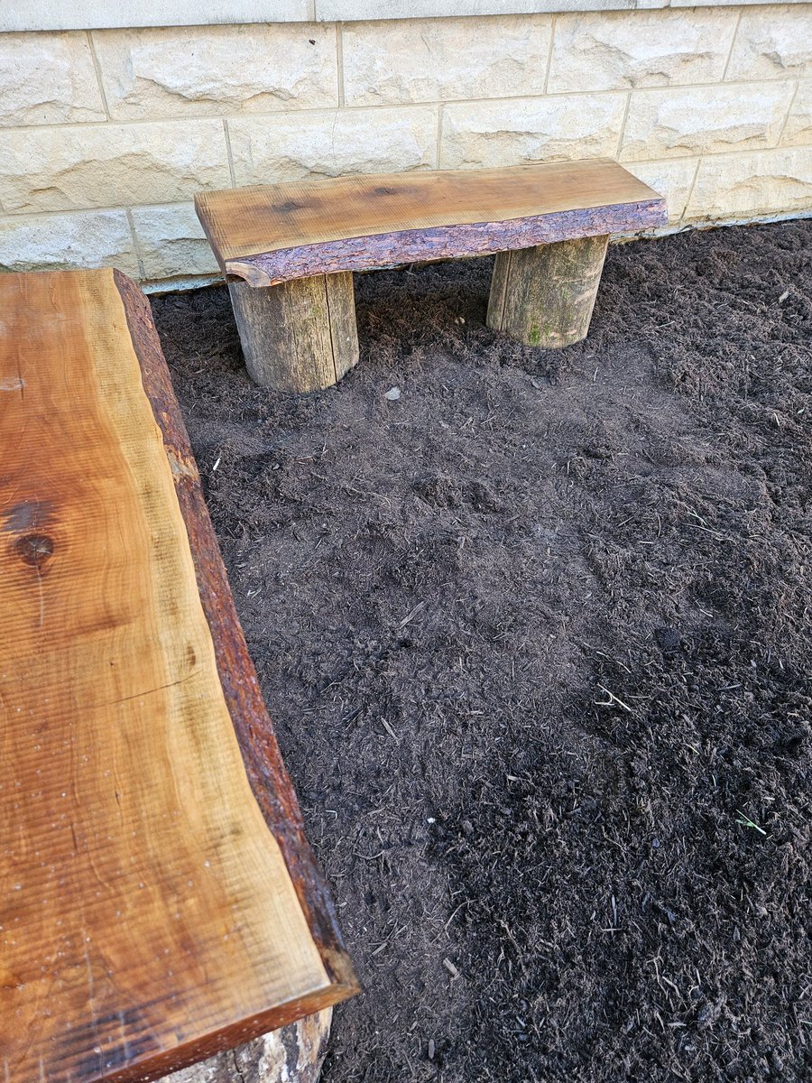 PlainsJrAP's tweet photo. Unbelievable transformation of our  @PlainsFirebirds Courtyard! Can't wait to see kids and classrooms out there! Special thanks to @PlainsFirebird1, @plainsjrpto, Jamie's Landscaping, Mr. Nation, Deputy Liston and all the kids and parents that contributed! https://t.co/gjdCLwvBHB
