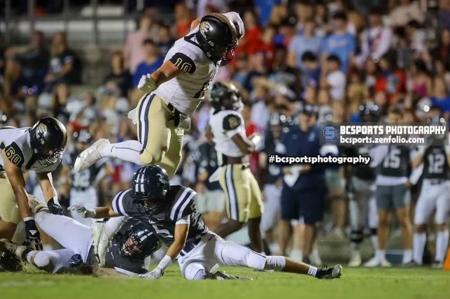 CaydenAdkins2's tweet image. Ohhhh you know just a boy doing what he loves!! 
Had a Awesome game last night against  3A Providence 57-20. A Receiving TD caught on camera!