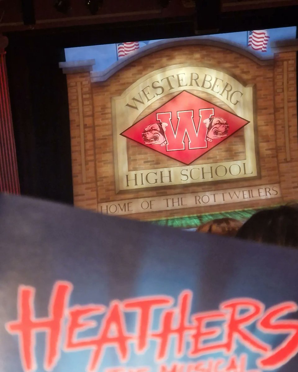 Wow! What an amazing cast! I've been 'dying' to see this musical for years. Bravo to all involved with @HeathersMusical 👏👏👏 Another great night at @NewTheatreHull ! (It's far better than the film 😉)