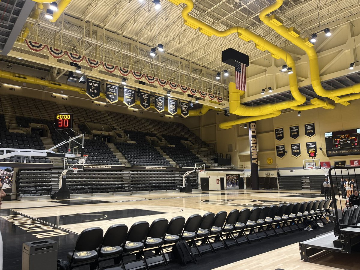 londonweaver12's tweet photo. Thank you @ArmyWP_WBB for a fun day on campus! So thankful to receive an offer from @CoachTraversi and the rest of her staff!! https://t.co/UUKtMD27ah