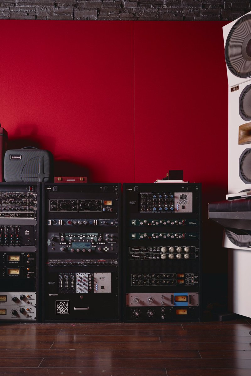 Sevnt3's tweet photo. Specials:
Book 2hrs($85/hr) or more and get a free mix/master
Or
Book a 4hr block and get an hour free
DM for bookings https://t.co/Sv1WN0nGn3