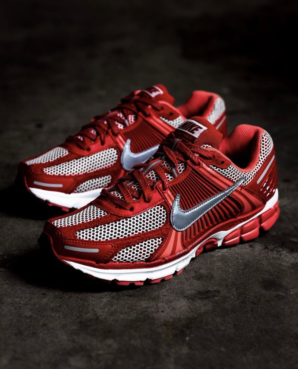 nicekicks's tweet image. New “University Red” Zoom Vomero 5’s🧯