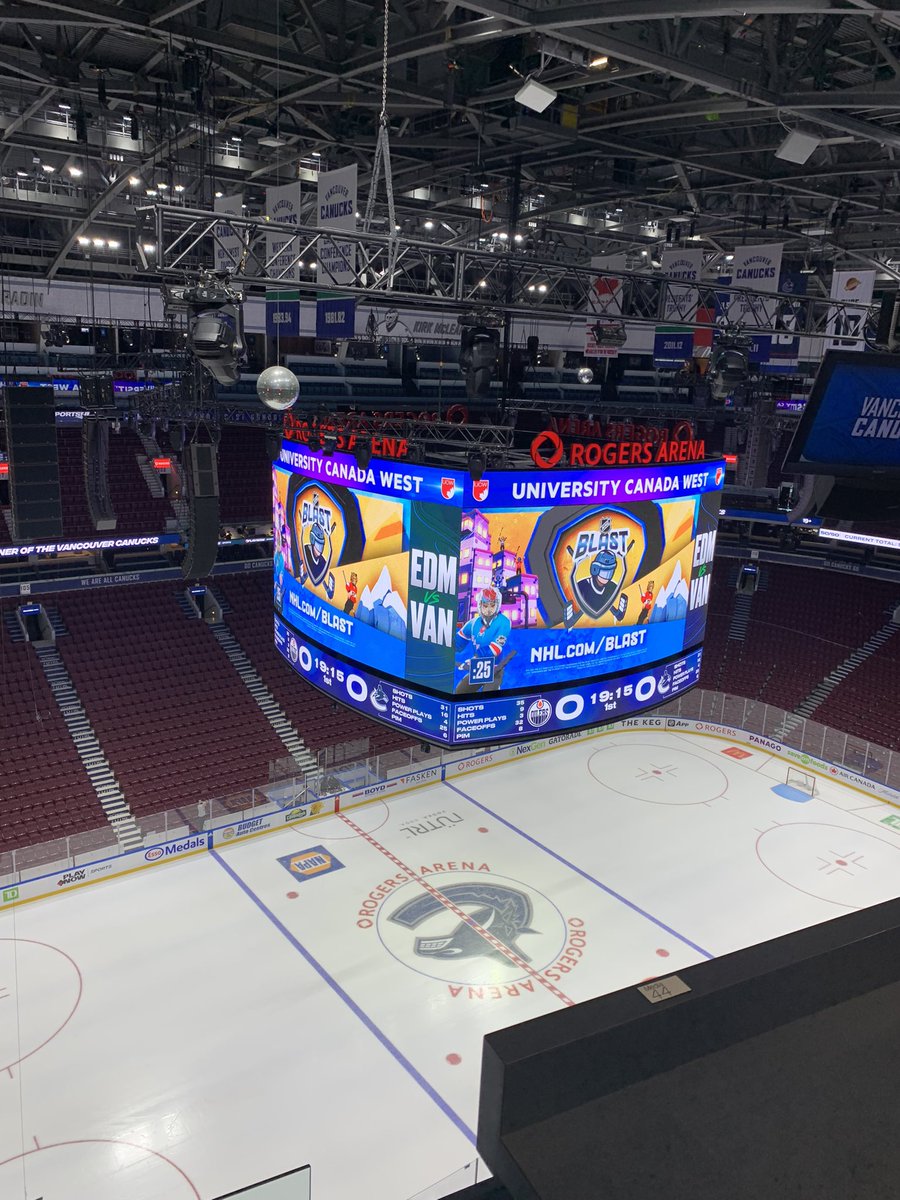 ALMURDOCH's tweet photo. We’re Back In The Saddle Again…WE’RE BACK!!!
@Canucks vs @EdmontonOilers in the first preseason game @RogersArena for the 2023/2024 campaign 🏒🥅
WOW, and the new scoreboard is AMAZING 👍🤩

#canucks #nhl #hockey #vancouver #gamepresentation #paannouncer #voiceover #grateful https://t.co/5LsiEdlk7f