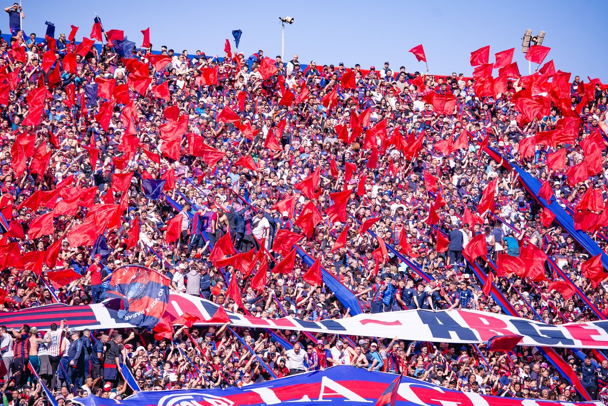 SanLorenzo's tweet photo. Una demostración más de que tenemos la mejor hinchada del mundo. https://t.co/F69rR2av7n