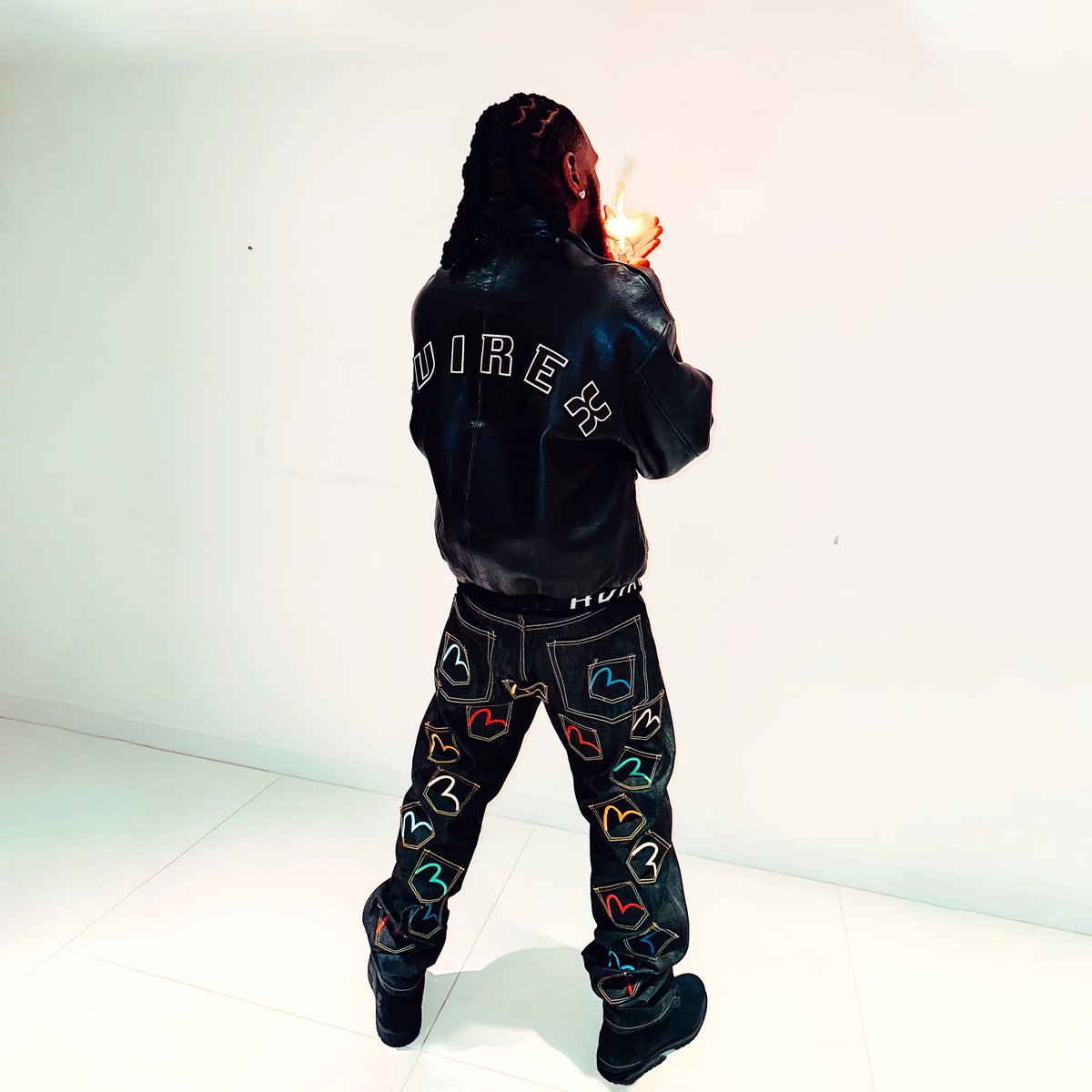 burnaboy's tweet photo. Sugarcoated Bitterleaf 🤷🏾‍♂️ #ITOLDTHEM https://t.co/YDhgJo5AzH