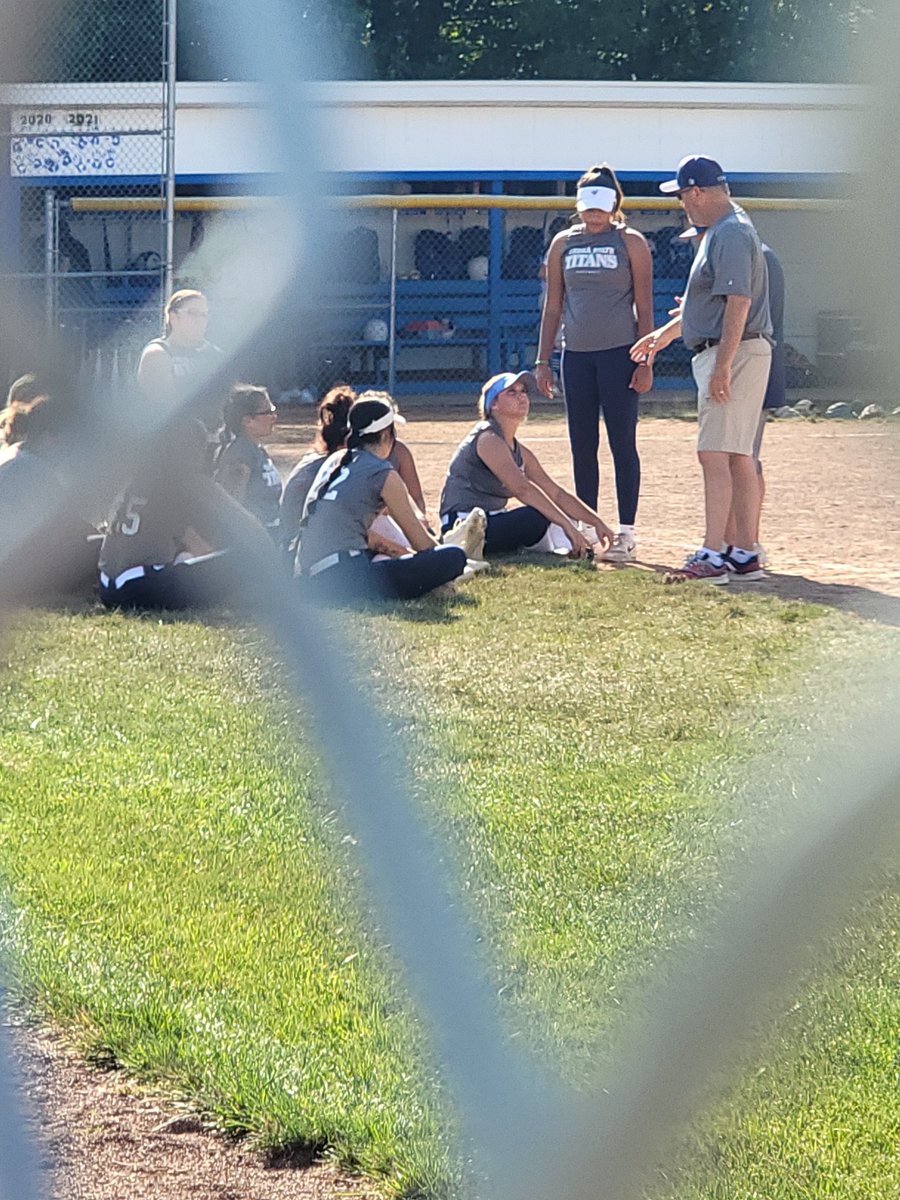 History made....1st scrimmage ever for Terra State Softball! 
<a href="/Mikayla_08_/">Mikayla</a> 
<a href="/TSCCAthletics/">Terra State Titans Athletics</a>