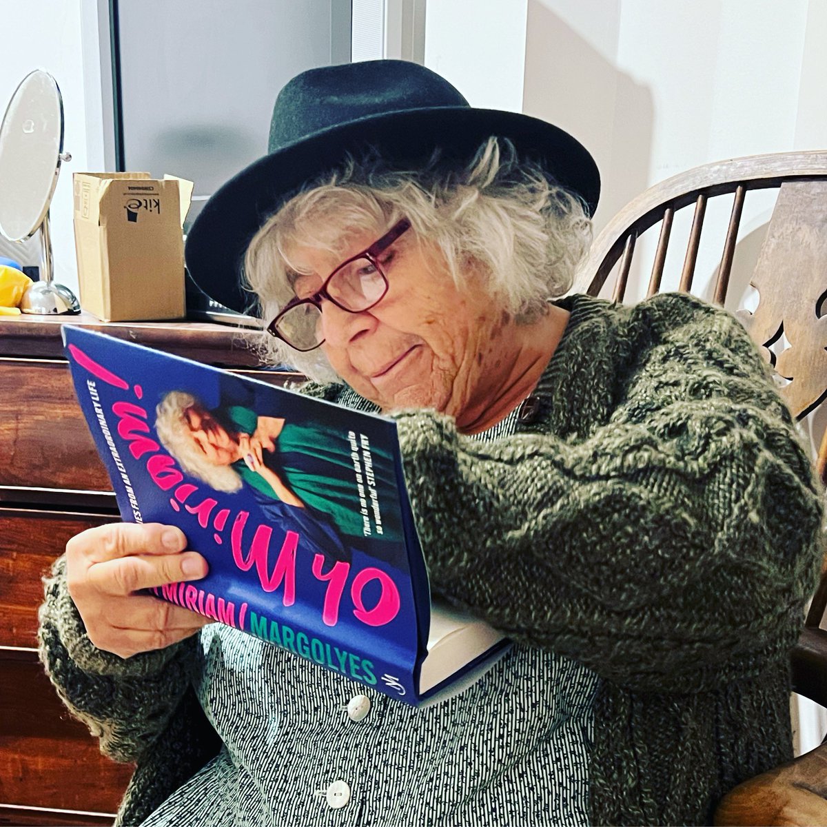 Signed by the author … the glorious @mmargolyes personalising my copy of “Oh Miriam” - the follow up to her brilliant memoir, “This much is true”. She’s now on a book promotion tour all over the UK - don’t miss it! #miriammargolyes