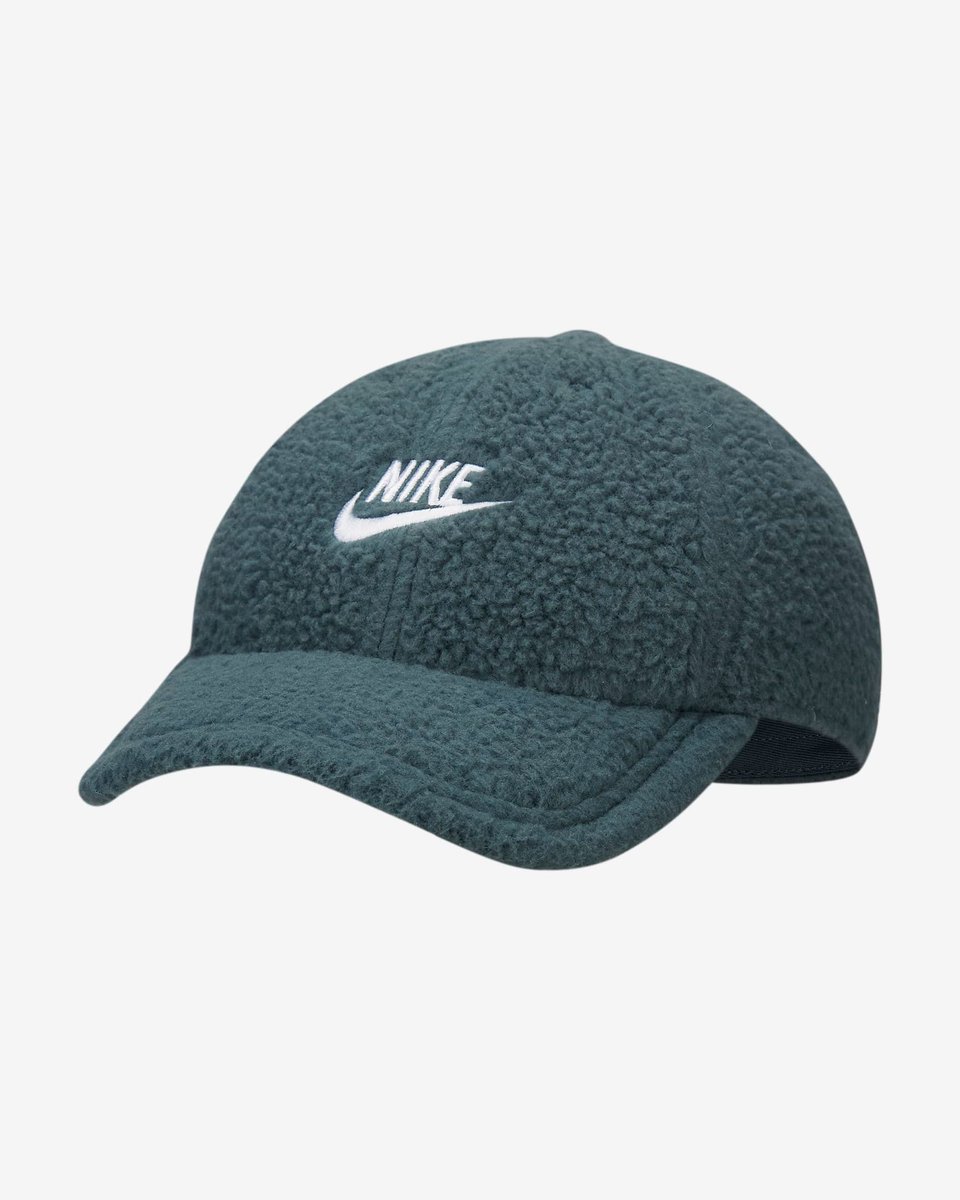 NEW Nike "Sherpa Fleece" Caps 

bit.ly/3RAUHZn