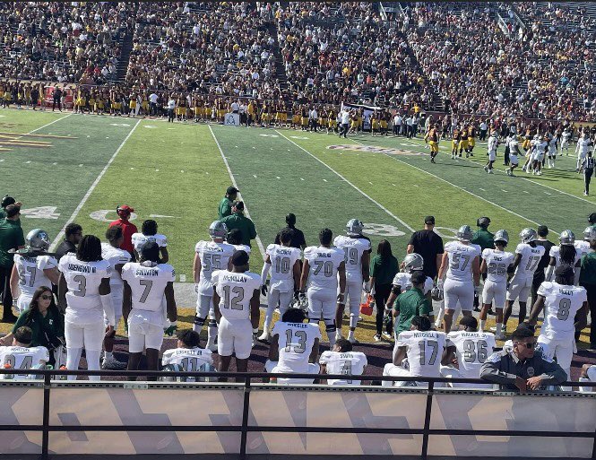 SetlockRay's tweet image. We build on from here! Tough field goal loss to Chips, but love this team!
@EMUFB @thevannzee @SSN_EMU