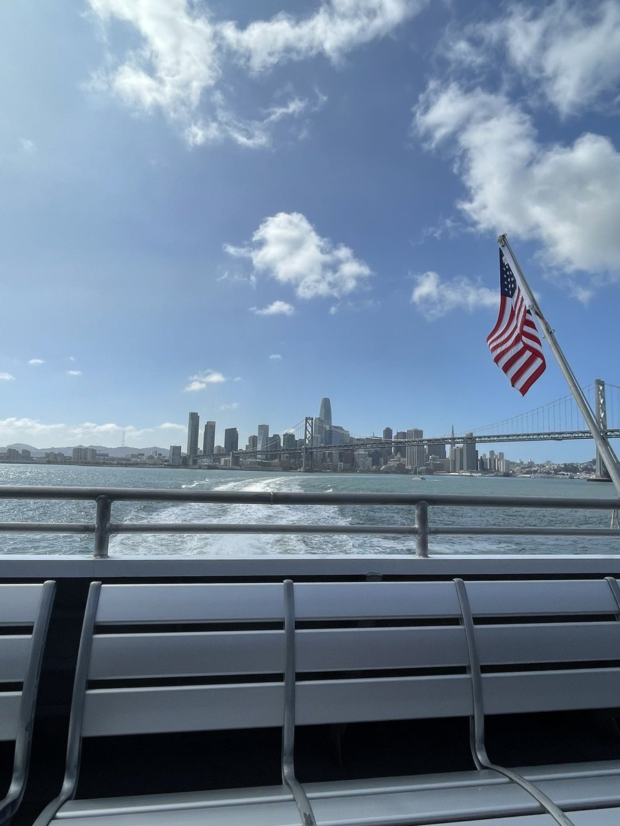 kim07mcm's tweet photo. San Francisco public transportation ❤️ https://t.co/FMiK0r0nkU
