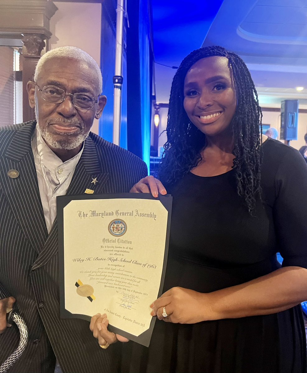 ShanekaHenson's tweet photo. 🎉 Excited to be part of the Wiley H. Bates High School Class of '63 60th Reunion! 🎓Here's to the Class of '63 – your legacy is an inspiration to us all! 🥂🎉 #BatesHighReunion #ClassOf63 #60YearsStrong https://t.co/AuvqQlPc4r