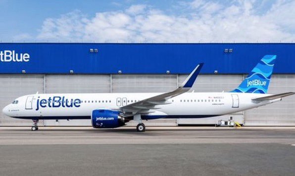 PointsMiles&Martinis tweet media