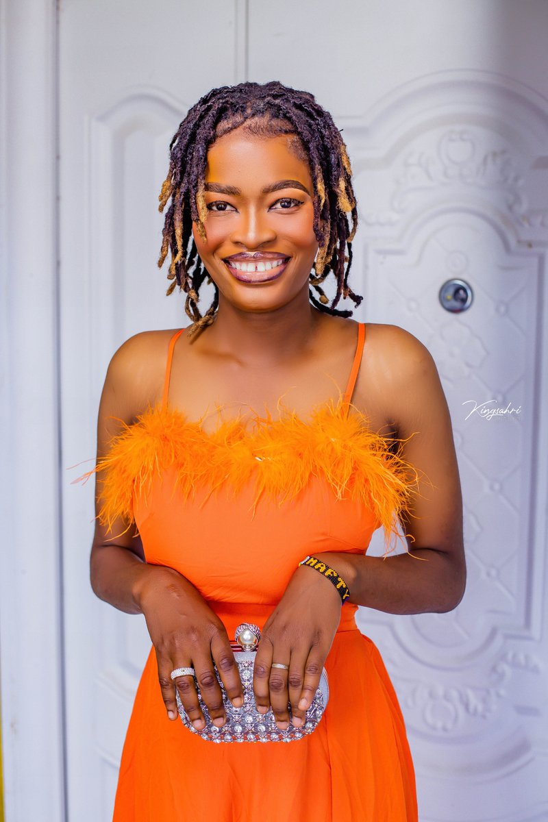 kingsahri's tweet image. 