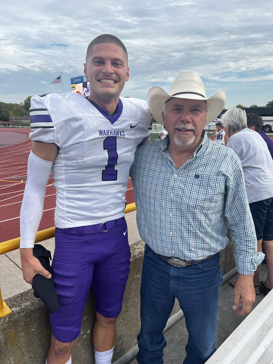 reogden's tweet photo. Nice to get the W with Uncle Dave in the house from Montana!  @alec_OG8 Go UWW Warhawks! https://t.co/rwAhTfotuk