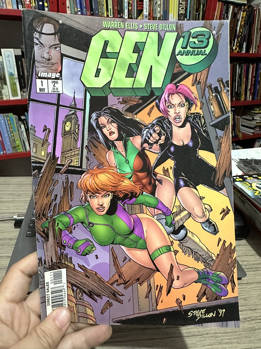 Coisas que eu não lembrava que tinha 1:

GEN13 ANNUAL do @warrenellis com Steve Dillon!