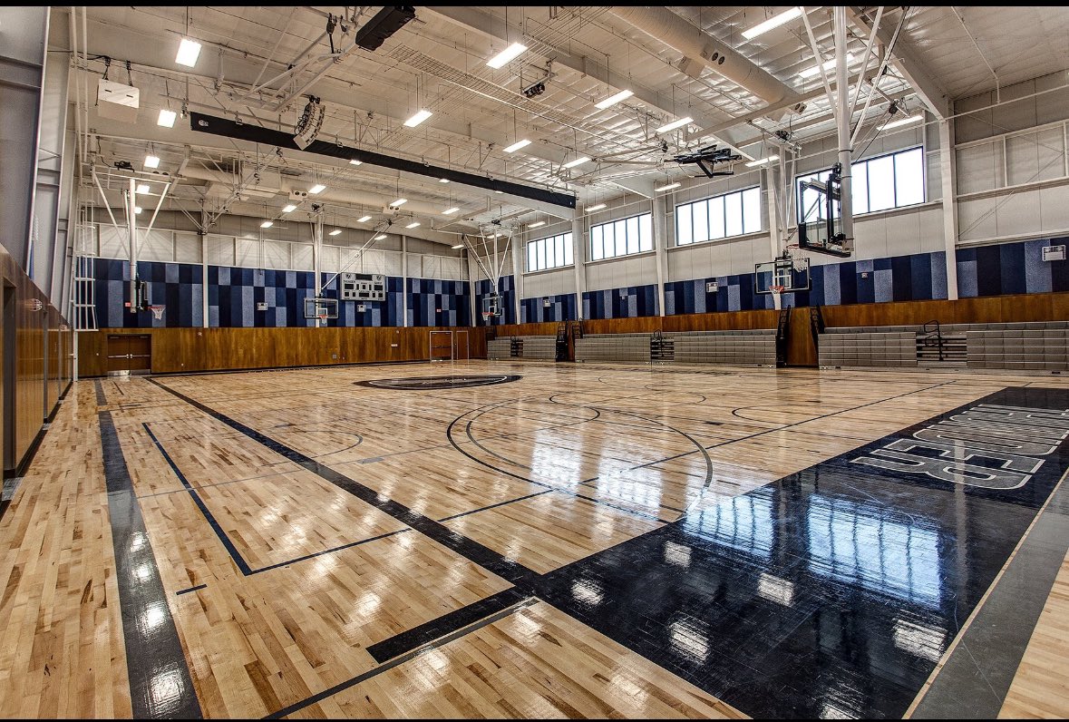Codylech30's tweet photo. Blessed to receive my first offer from  Manhattan Christain College! @mccmbb @CoachAGage @jordanstrom #RollThunder https://t.co/uqgvnZ4sNd