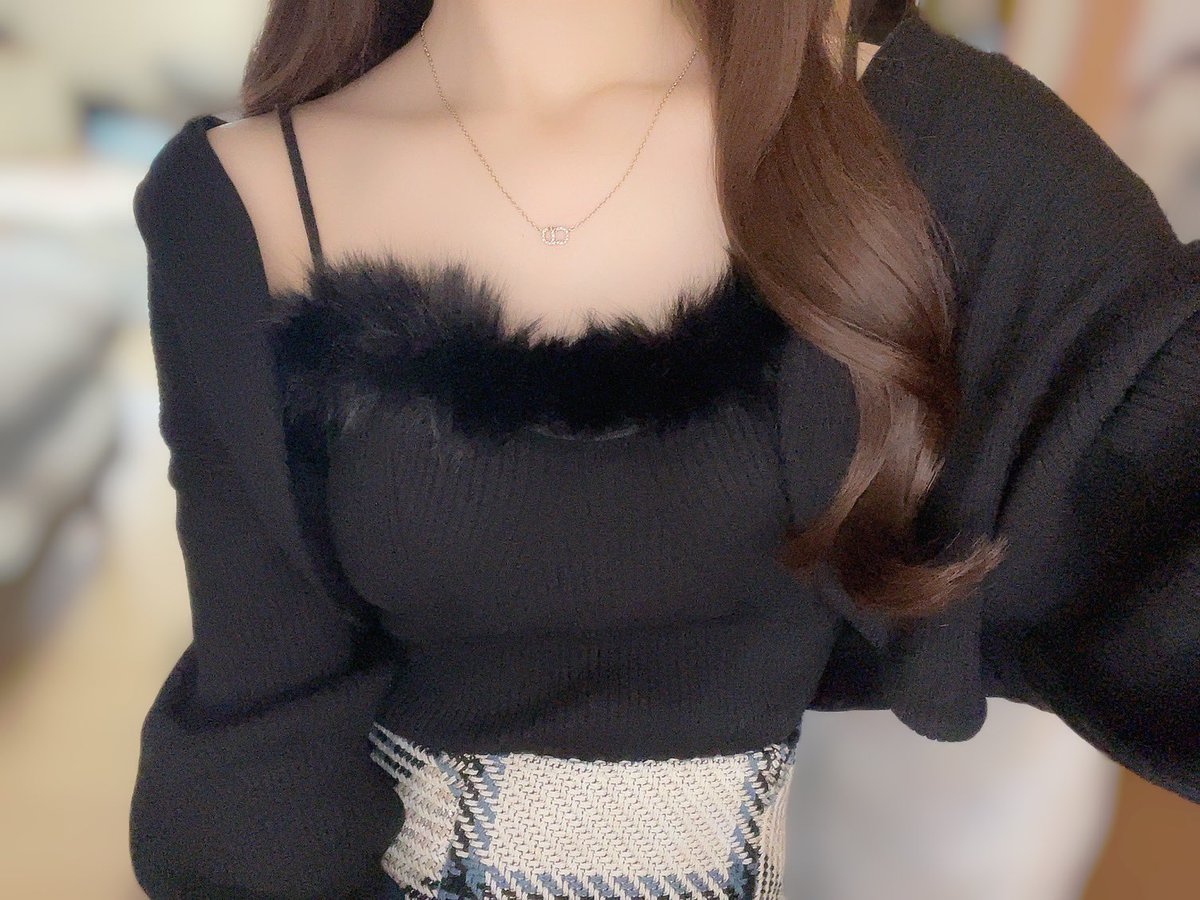 vnyav_zzz's tweet photo. 届いたので着比べてみた😽
☜SNIDEL  SHEIN☞ https://t.co/FwTjTLEVek