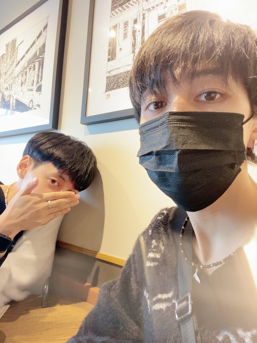 FORMASS108's tweet photo. สุขสันต์วันครบรอบงับ ❤️

#ขอบคุณที่อยู่ด้วยกันงับ 💕
#รักนะคะ 🌹 https://t.co/RJK7RnI2KQ
