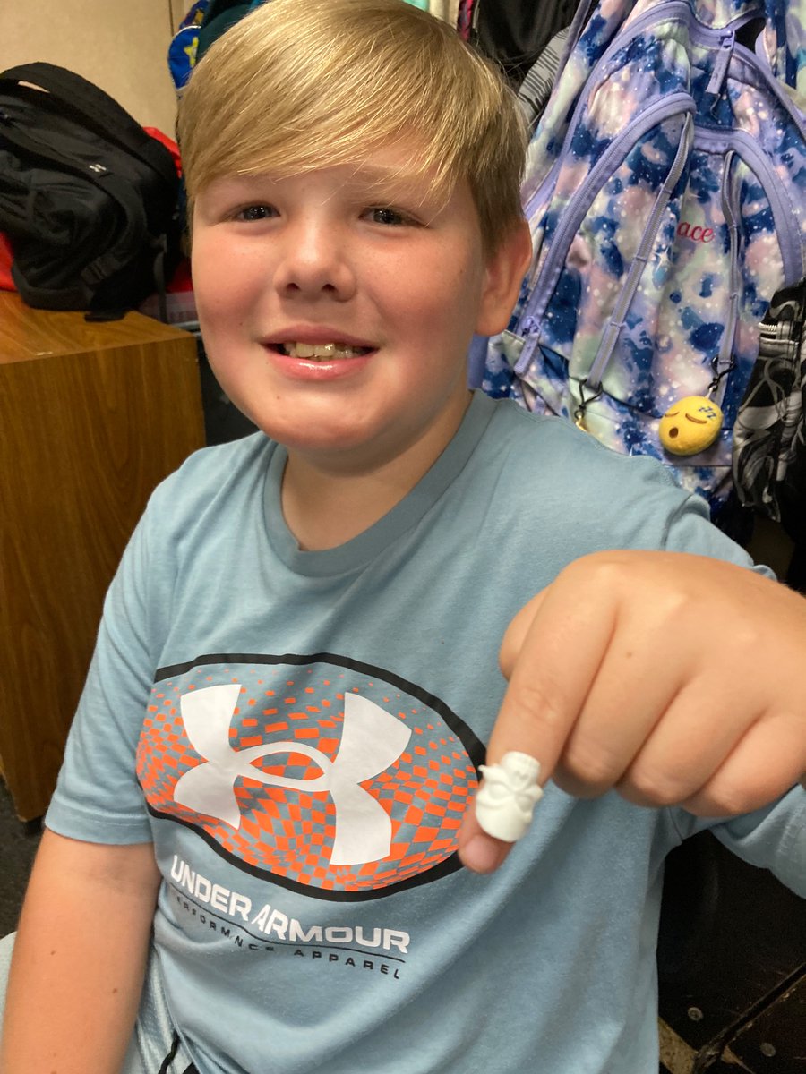 What do skeleton rings have to do with writing? EVERYTHING!  Gotta have some “bones” (aka a graphic organizer)  to draft a good text.  <a href="/AdenaElementary/">Adena Elementary</a>  <a href="/Coach_KT/">KT</a>  @Adena_AP