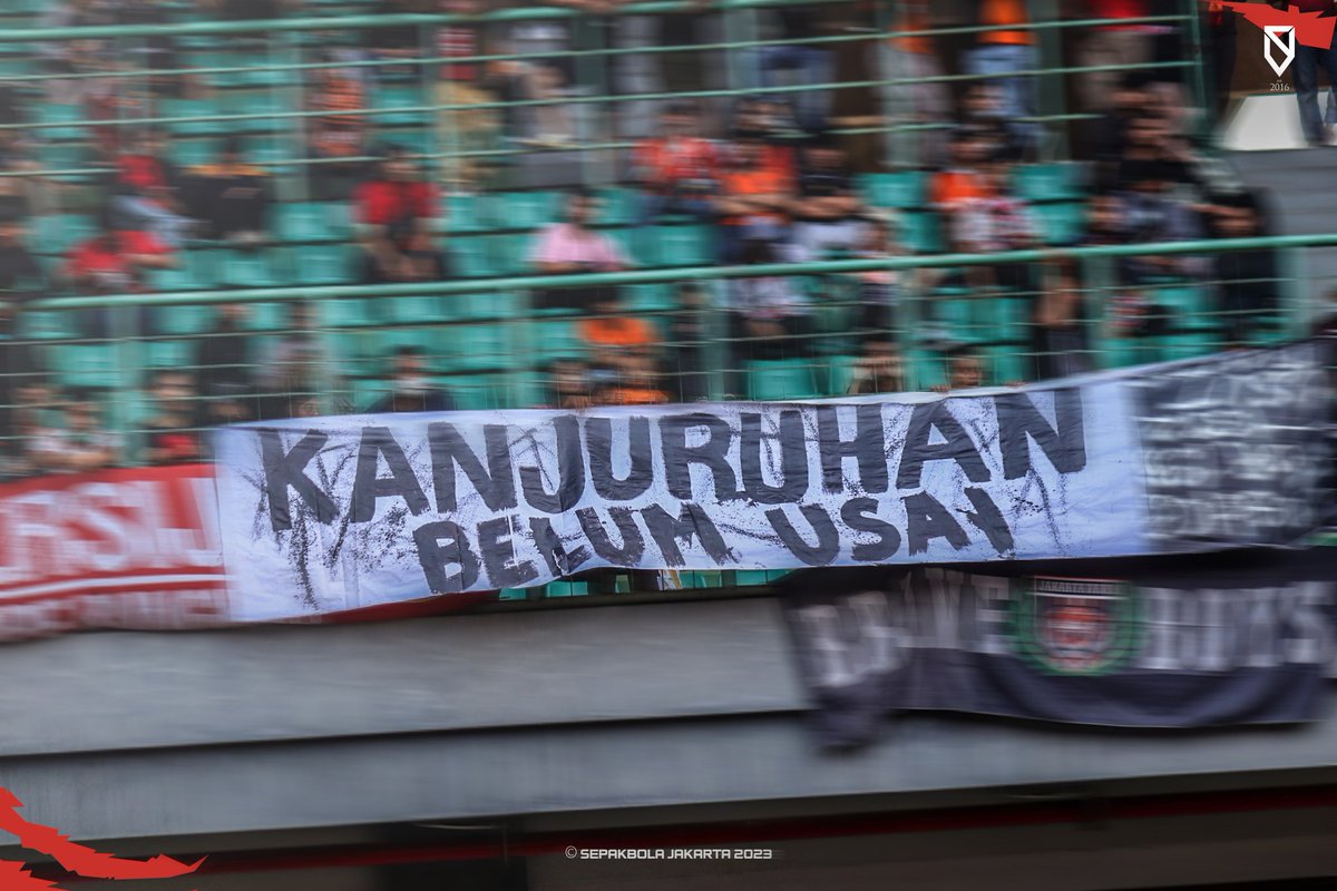 Bola_Jakarta's tweet photo. Bukan karena angin! https://t.co/x9s4M5YgFQ