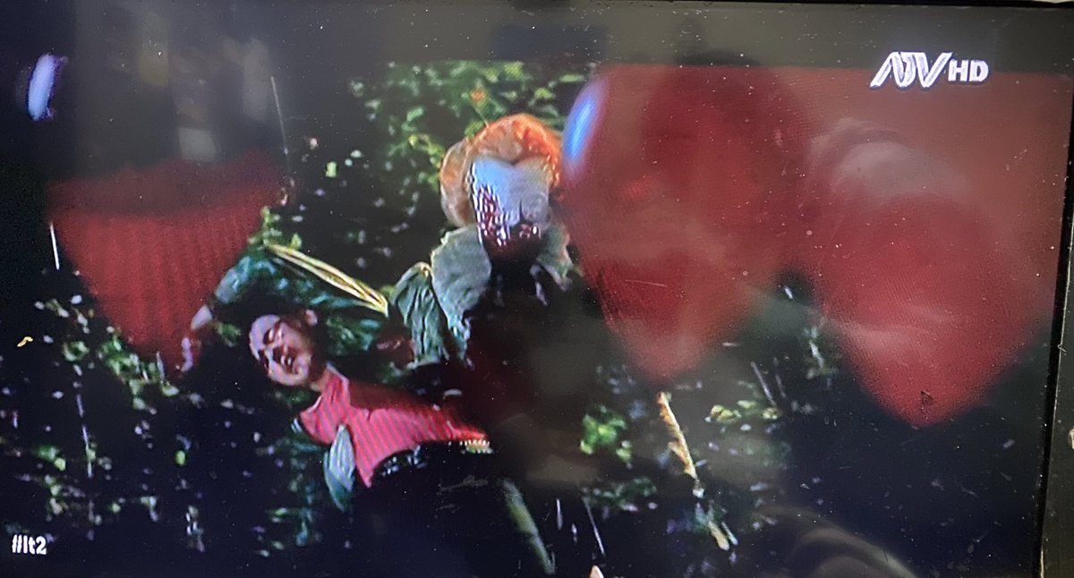 manucarrera_m's tweet photo. @AttackTheCovers esta es la señal de que mañana comienza #PSYCHOCTOBER 🎈🔪🩸

#It2 #ItChapter2 #ItCapitulo2 #ICENINEKILLS #Psycho #TheSilverScream @ICENINEKILLS @atvpe https://t.co/X9K5zahNqw