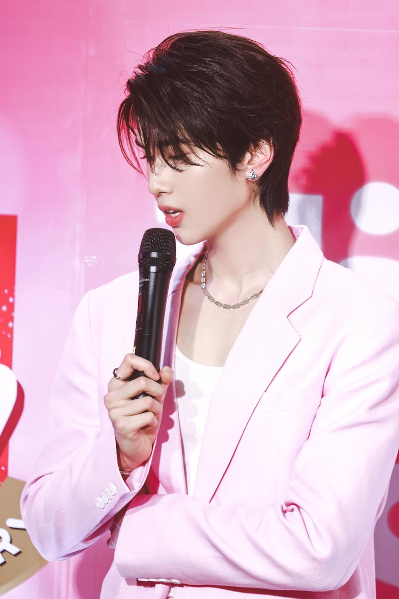 CrushOnYou1001's tweet photo. 230930
How can you be so beautiful😭😭😭
@dunknatachai
DUNK X TOPS
#Tops #FirsttoShine #TopsPinklao
#EveryDayDISCOVERY
#dunknatachai https://t.co/DMQd60kcyI